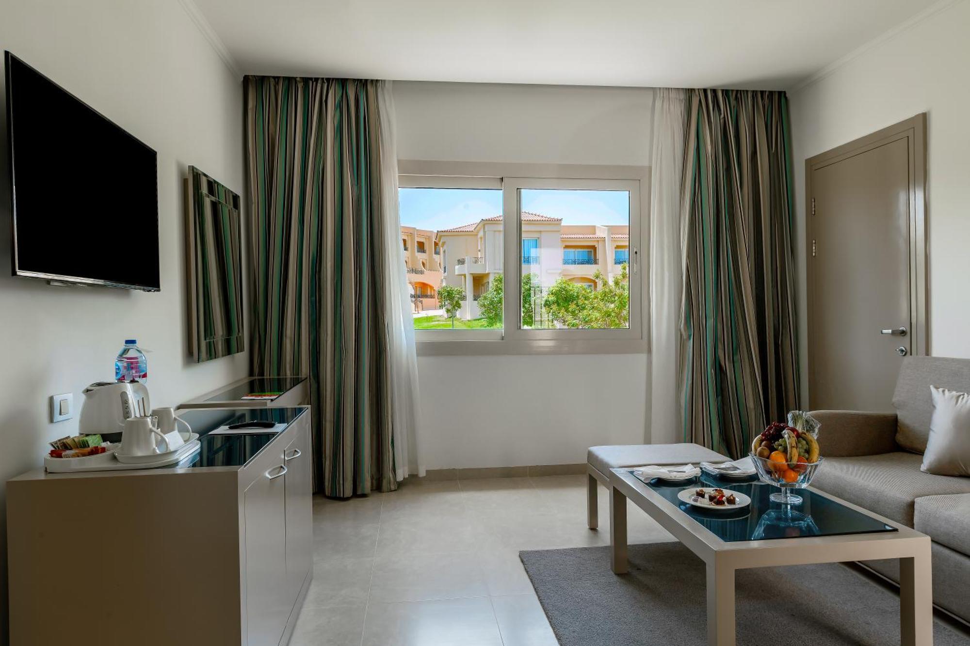Cleopatra Luxury Makadi Bay Rezort 5*