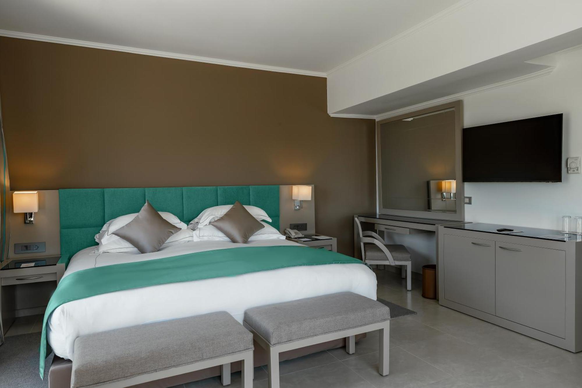 Cleopatra Luxury Makadi Bay Complex 5*
